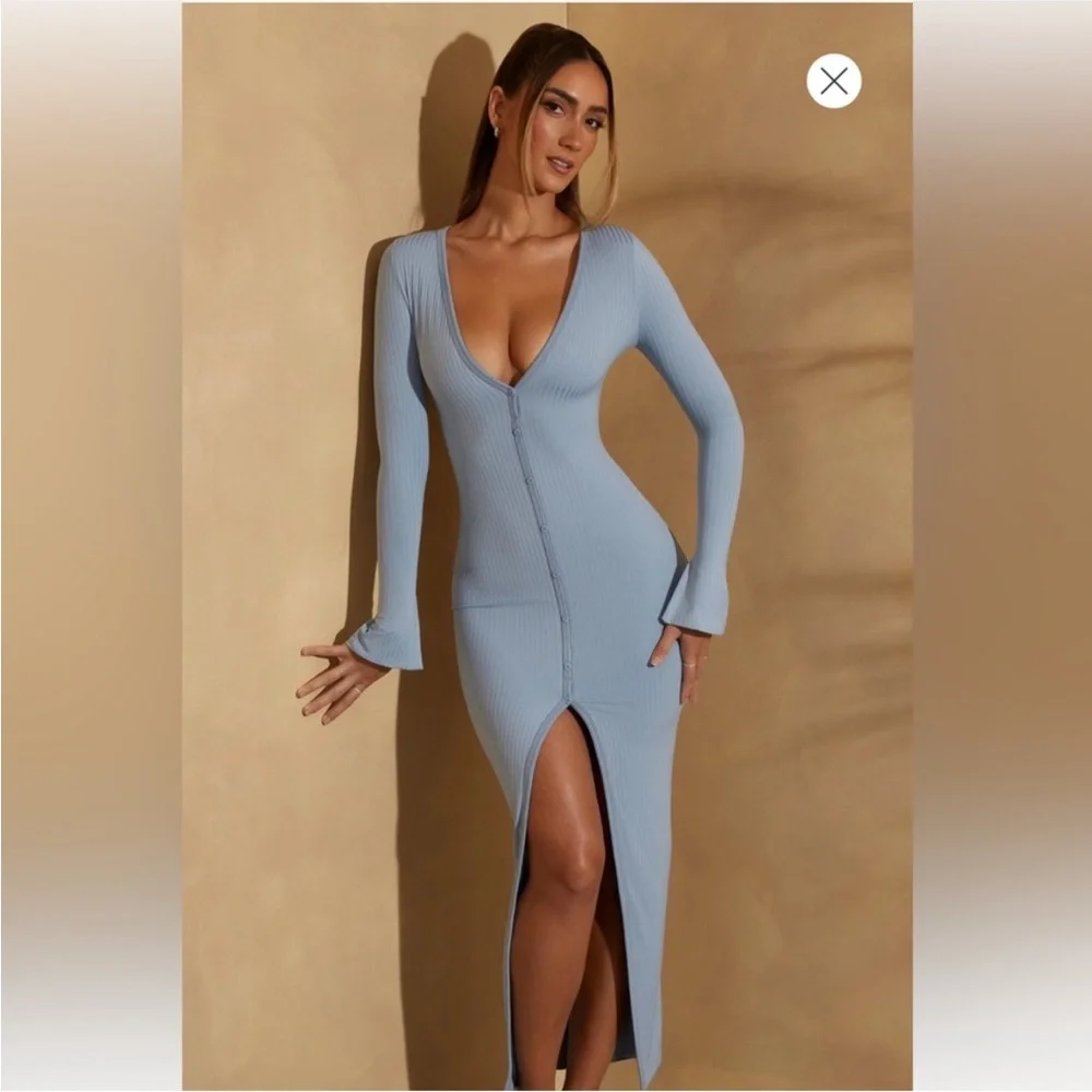 Elegant Blue Long Sleeve Dress - Picture 1 of 5